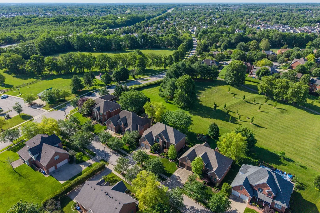 1324 Wakehurst Court Lexington KY 40509