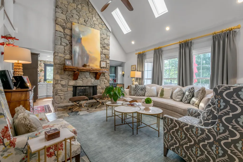 4192 Watertrace Drive Lexington KY 40515