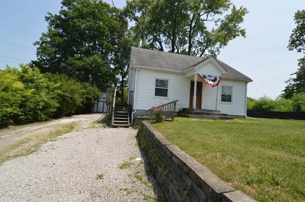1460 Greendale Road Lexington KY 40511