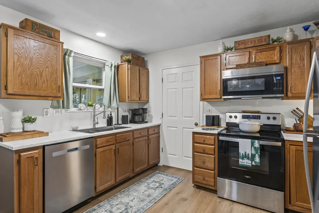 2951 Babbling Brook Way Burlington KY 41005