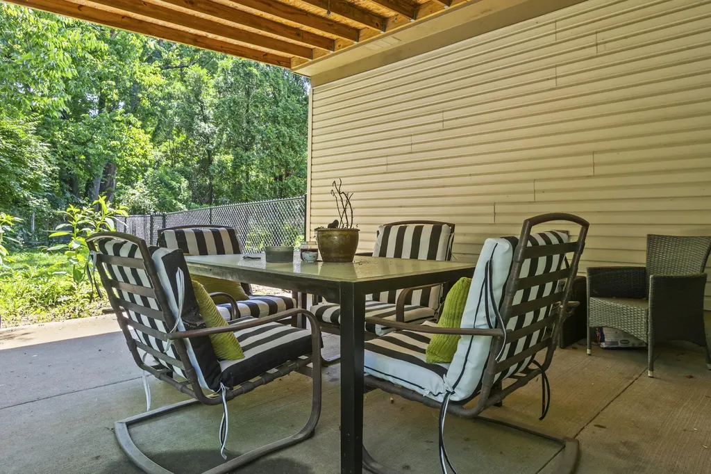 2951 Babbling Brook Way Burlington KY 41005