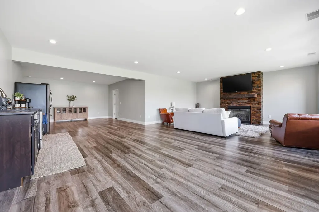 310 Eagle Drive Nicholasville KY 40356