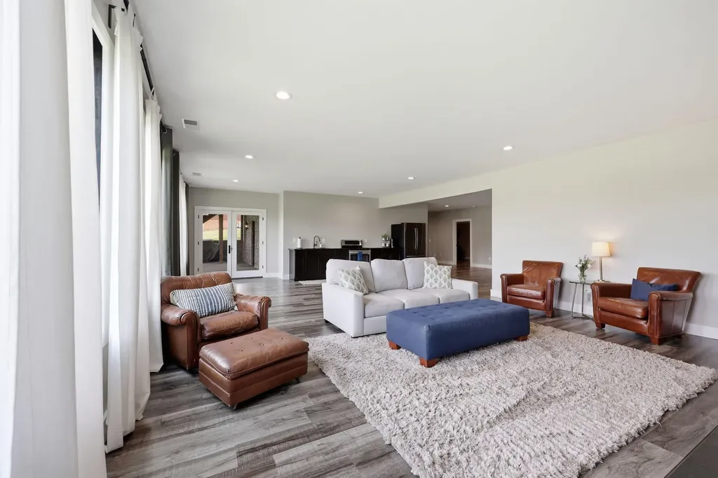 310 Eagle Drive Nicholasville KY 40356