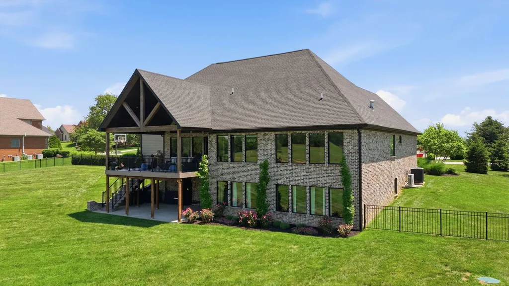 310 Eagle Drive Nicholasville KY 40356
