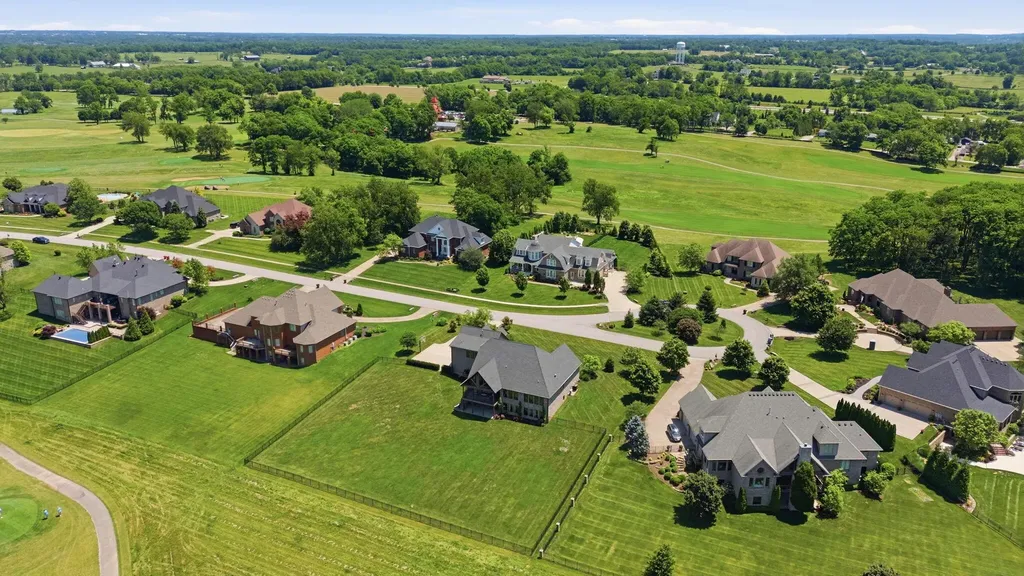 310 Eagle Drive Nicholasville KY 40356