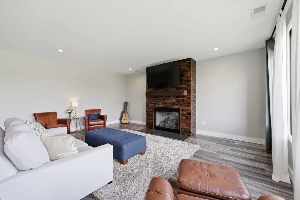 310 Eagle Drive Nicholasville KY 40356