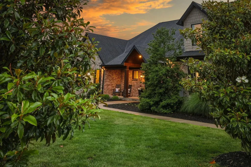 310 Eagle Drive Nicholasville KY 40356
