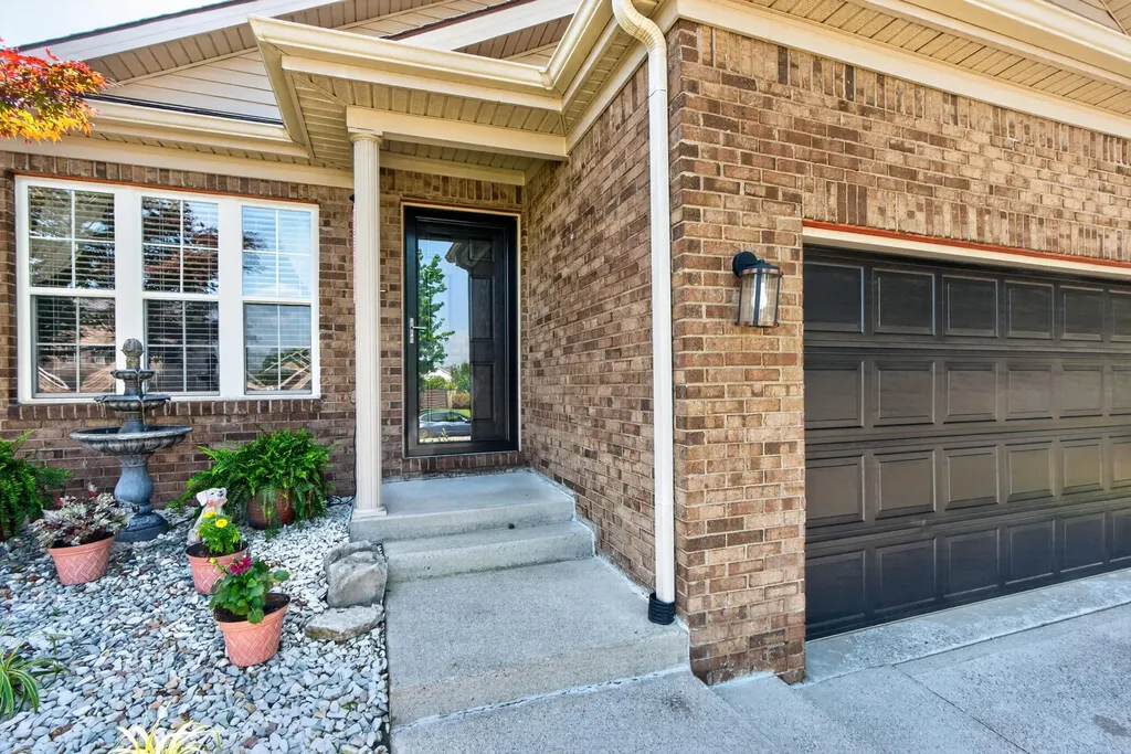 259 Baybrook Circle Nicholasville KY 40356