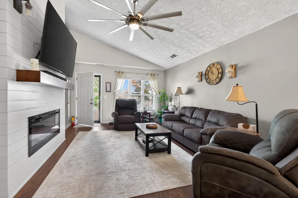 259 Baybrook Circle Nicholasville KY 40356