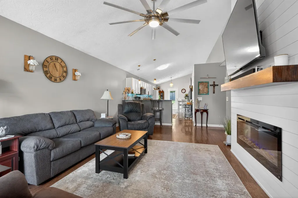 259 Baybrook Circle Nicholasville KY 40356