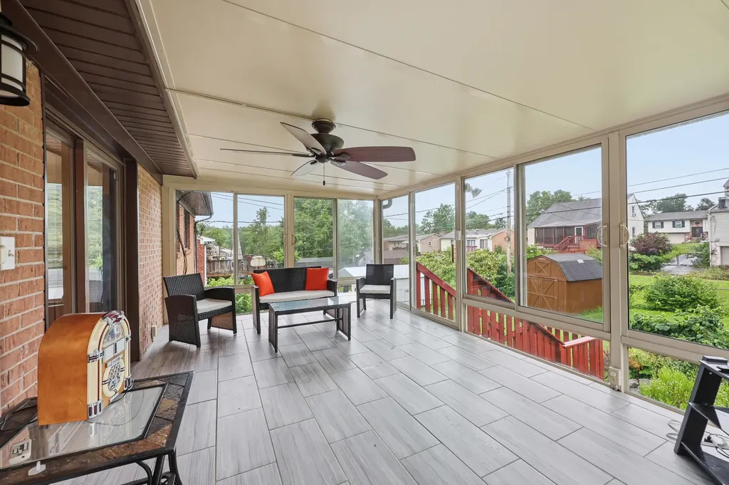 3812 Kittiwake Drive Lexington KY 40517