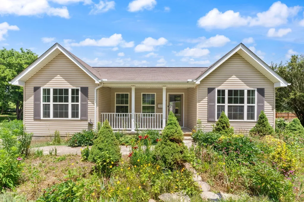 70 Liberty Drive Mt Vernon KY 40456