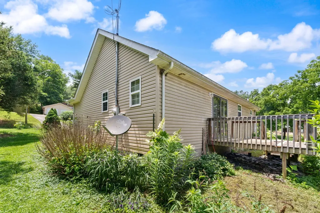 70 Liberty Drive Mt Vernon KY 40456