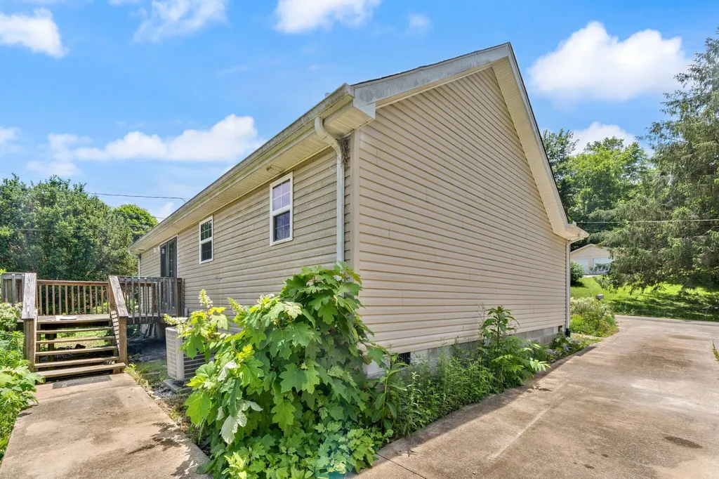 70 Liberty Drive Mt Vernon KY 40456