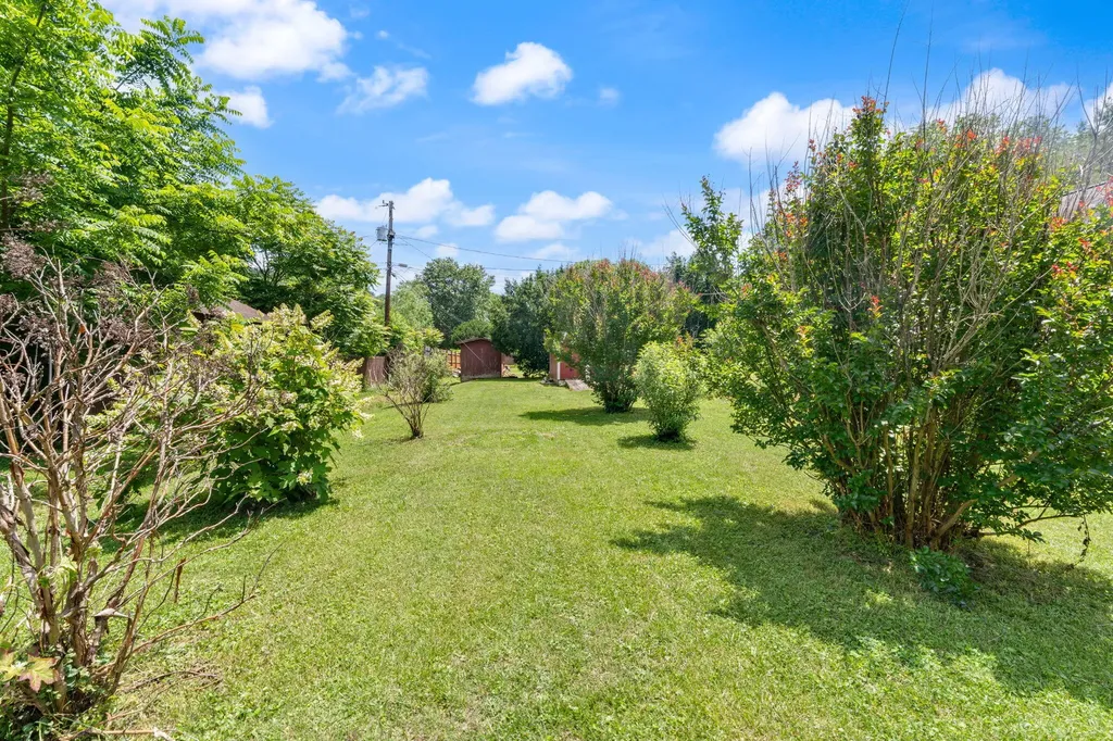 70 Liberty Drive Mt Vernon KY 40456