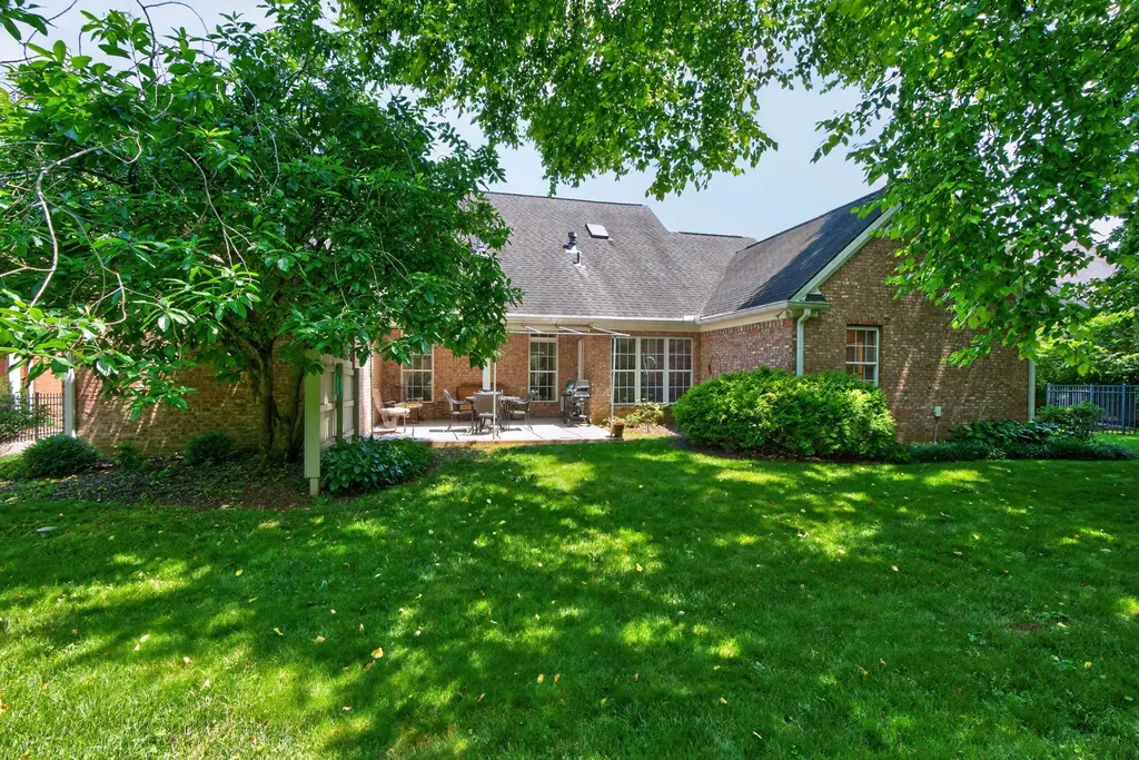 3045 Old Field Way Lexington KY 40513