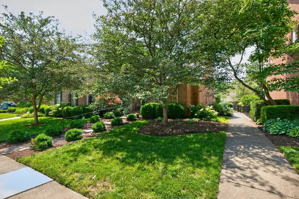 3045 Old Field Way Lexington KY 40513