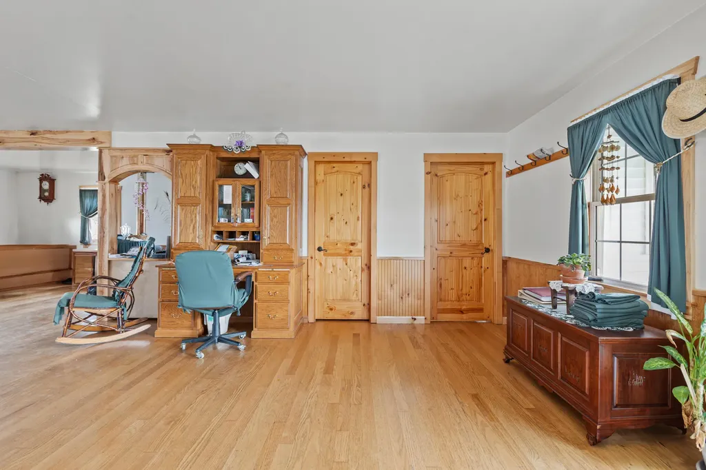 4445 Pine Grove Road Means KY 40346