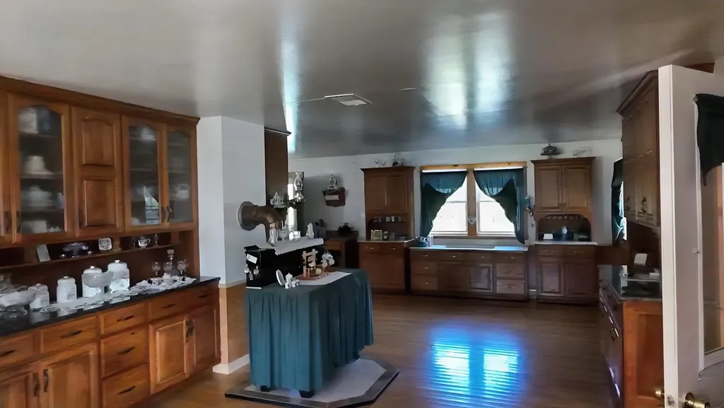 4445 Pine Grove Road Means KY 40346