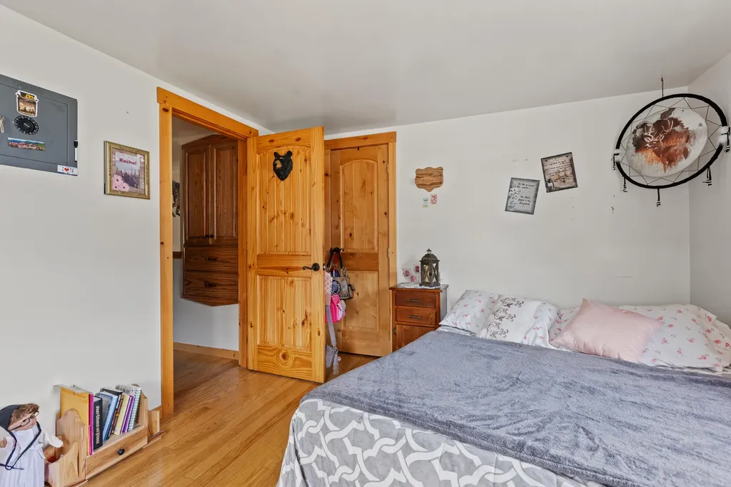 4445 Pine Grove Road Means KY 40346