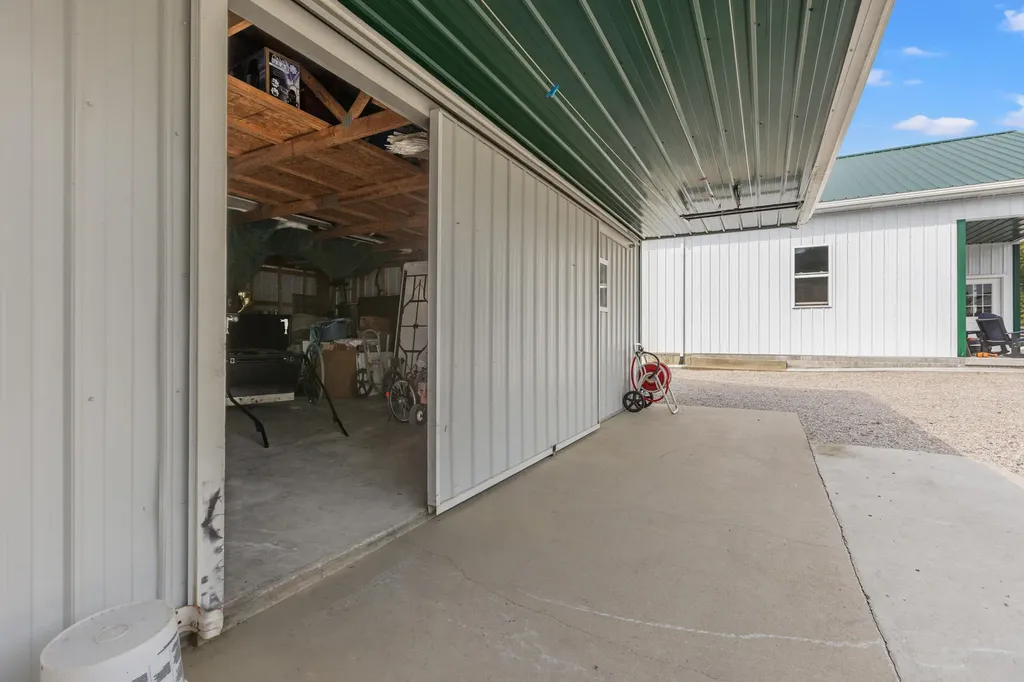4445 Pine Grove Road Means KY 40346