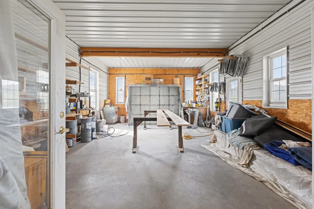 4445 Pine Grove Road Means KY 40346