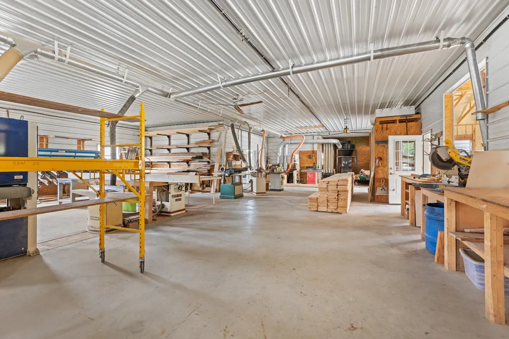4445 Pine Grove Road Means KY 40346
