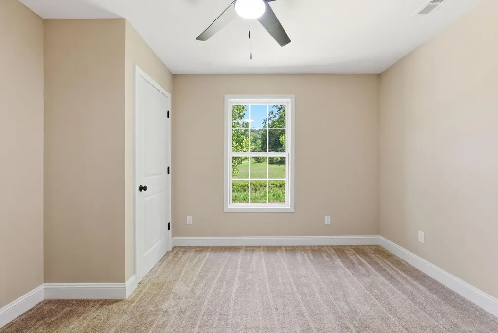 290 Walton Road Irvine KY 40336