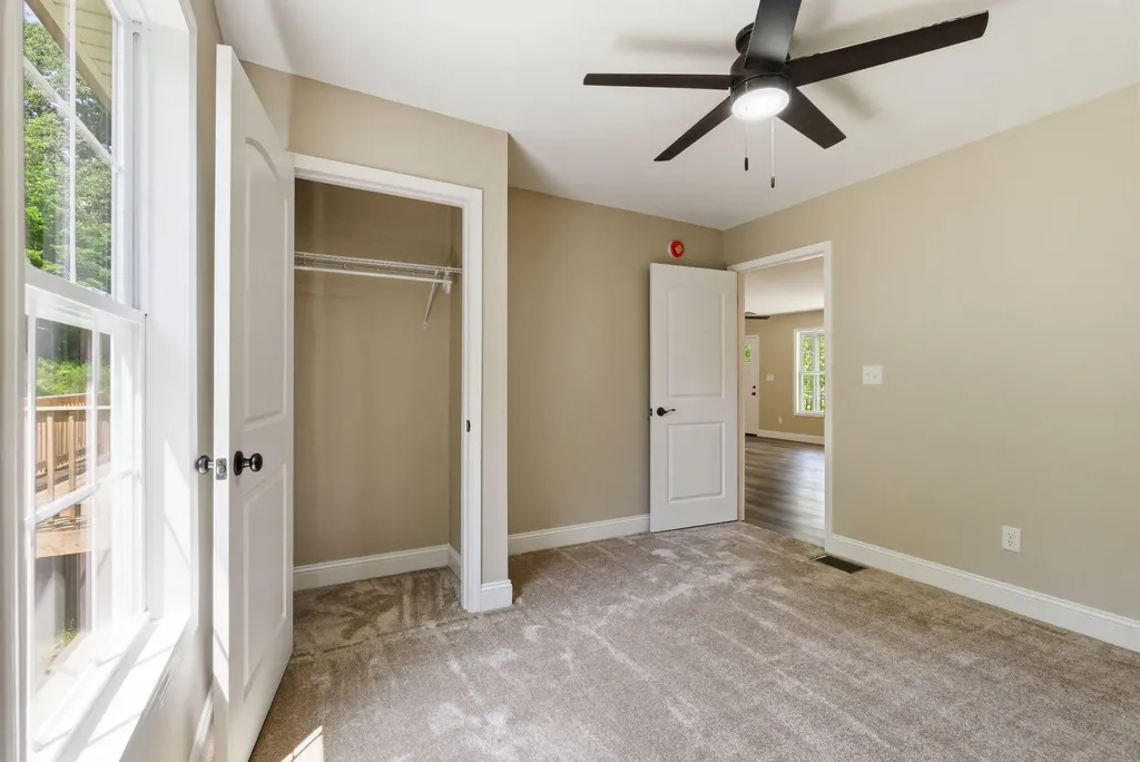 290 Walton Road Irvine KY 40336