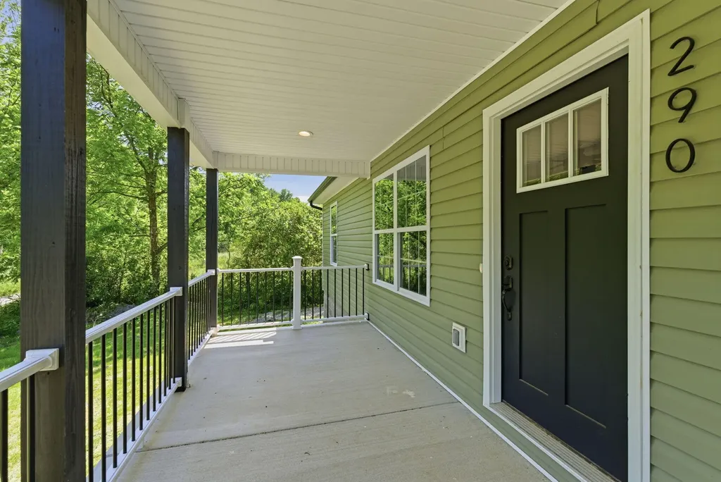 290 Walton Road Irvine KY 40336