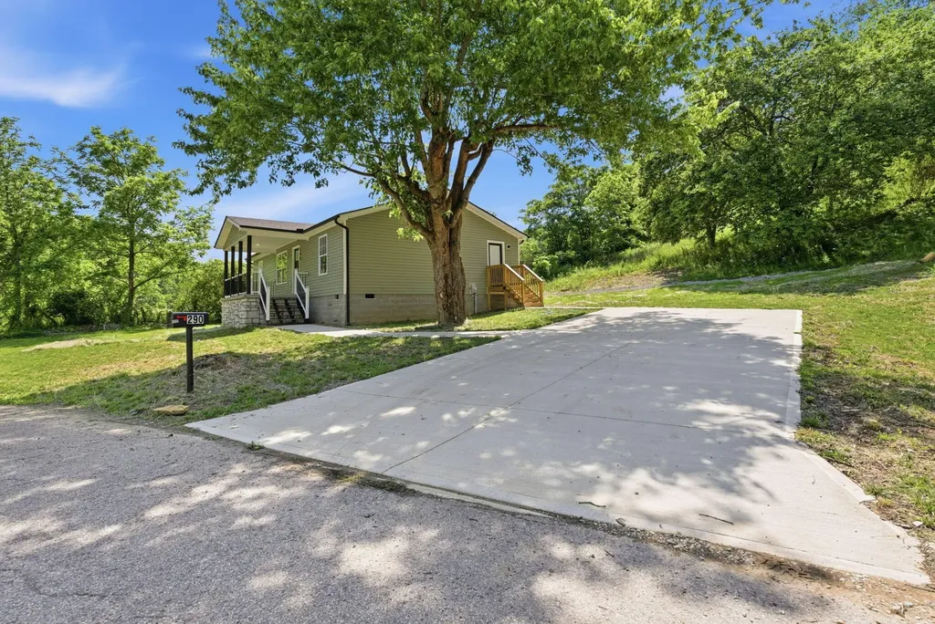 290 Walton Road Irvine KY 40336
