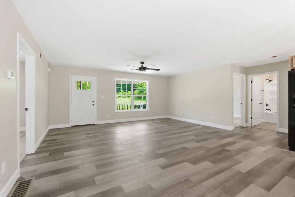 290 Walton Road Irvine KY 40336
