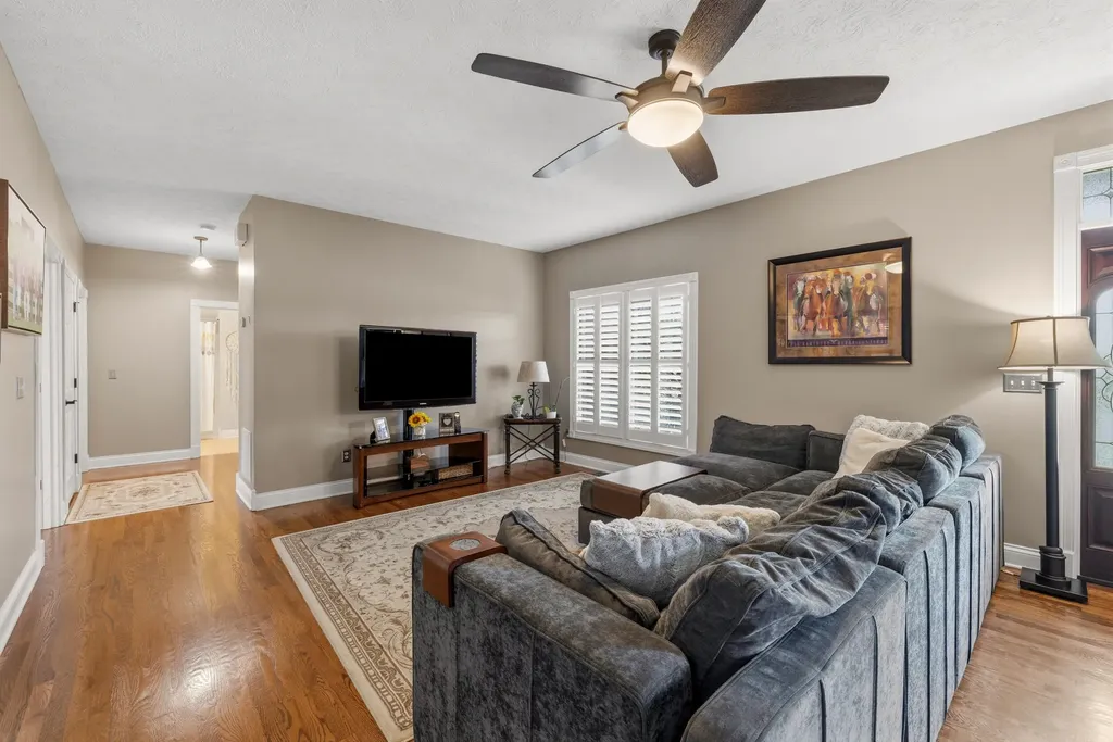 3006 Planters Row Drive Richmond KY 40475