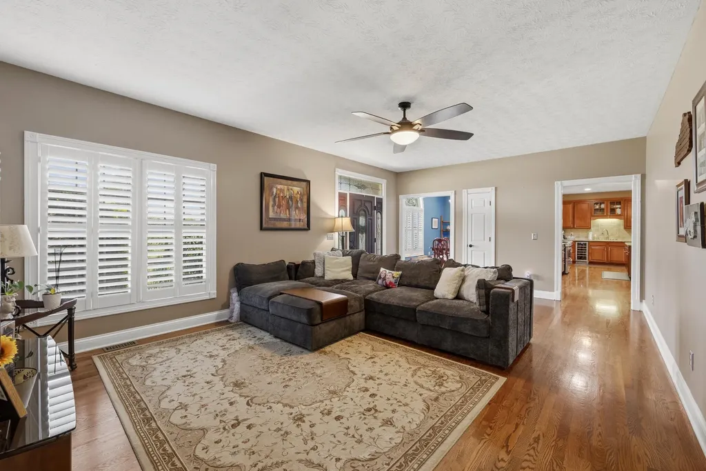 3006 Planters Row Drive Richmond KY 40475