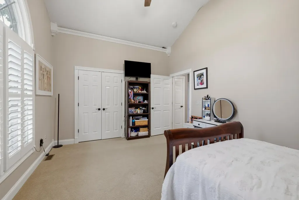 3006 Planters Row Drive Richmond KY 40475