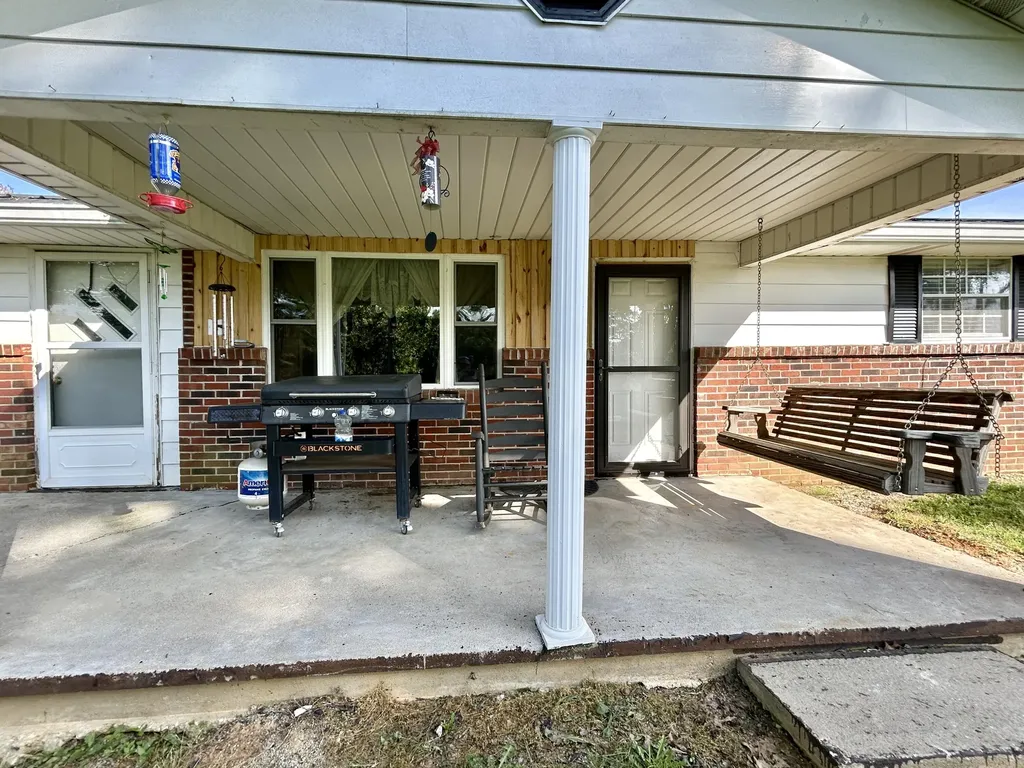 94 Tarter Cemetery Road Nancy KY 42544