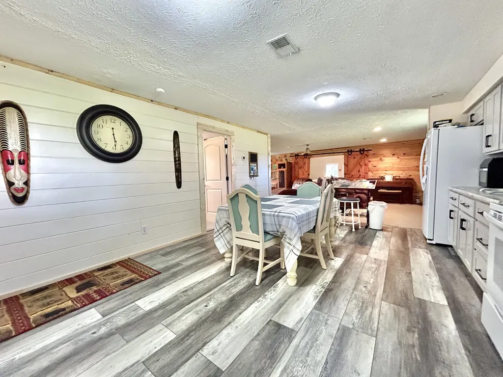 94 Tarter Cemetery Road Nancy KY 42544