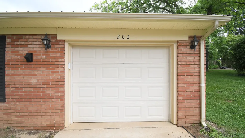 202 Papago Trail Frankfort KY 40601