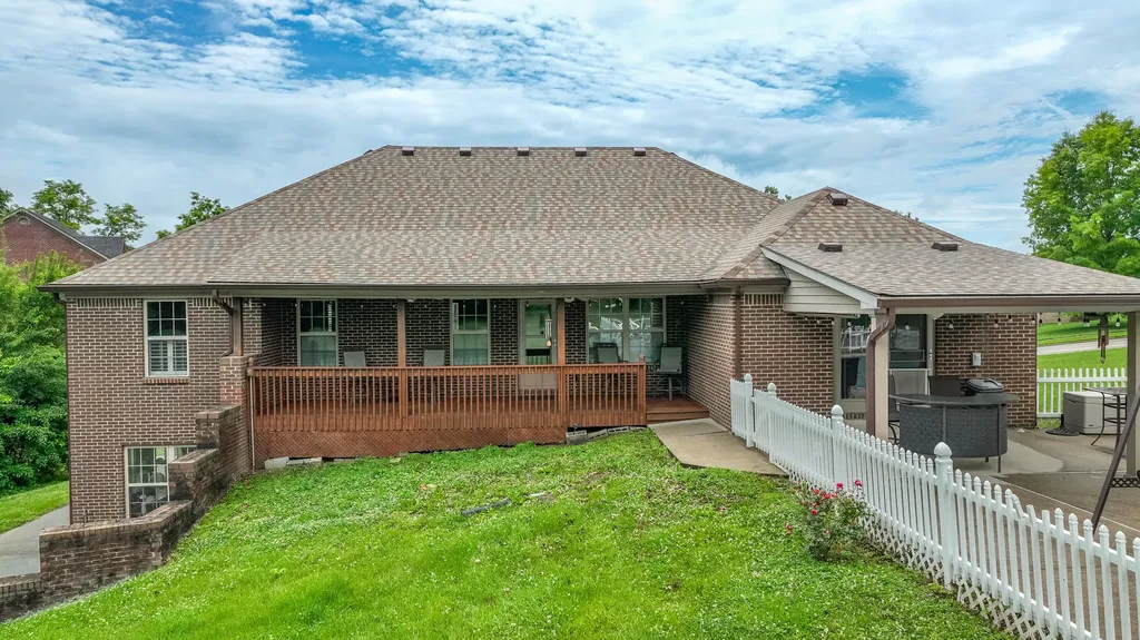 817 Ridgefield Road Richmond KY 40475