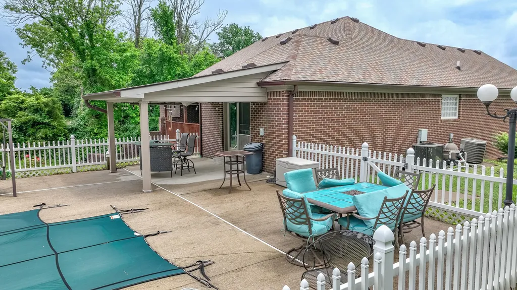 817 Ridgefield Road Richmond KY 40475