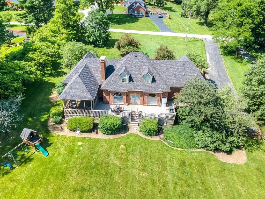 502 Breckenridge Boulevard Frankfort KY 40601