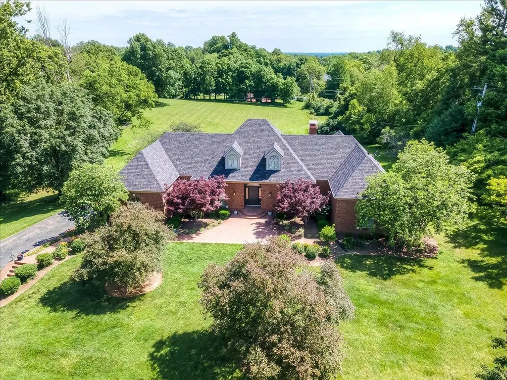 502 Breckenridge Boulevard Frankfort KY 40601