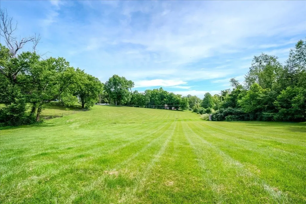 502 Breckenridge Boulevard Frankfort KY 40601