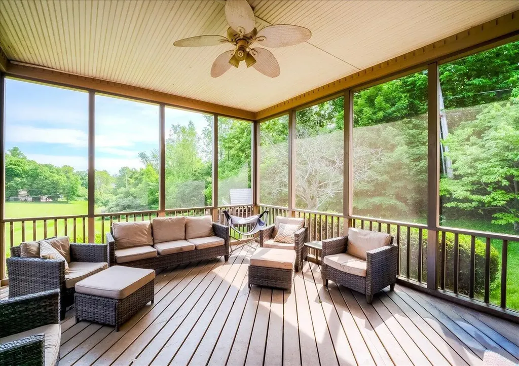502 Breckenridge Boulevard Frankfort KY 40601