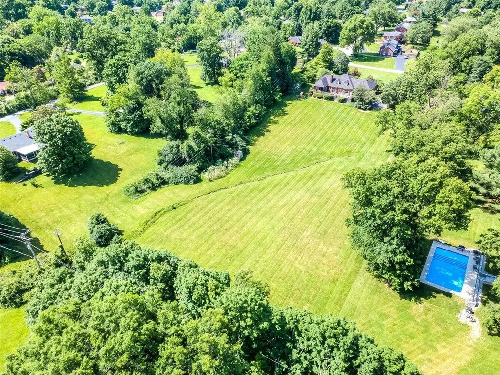 502 Breckenridge Boulevard Frankfort KY 40601