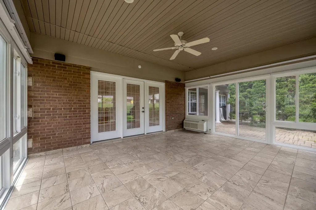3456 Rabbits Foot Trail Lexington KY 40503