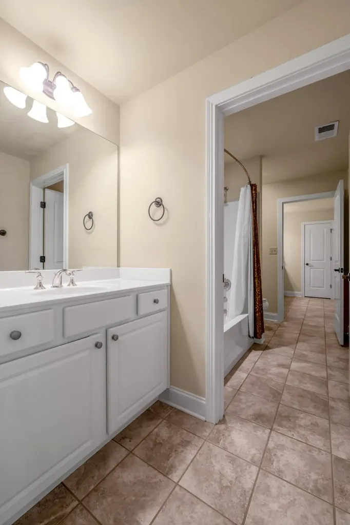 3456 Rabbits Foot Trail Lexington KY 40503