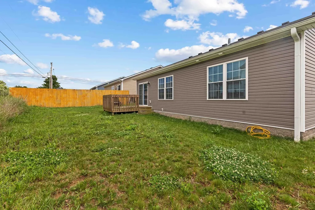 108 Michelle Ann Court Harrodsburg KY 40330