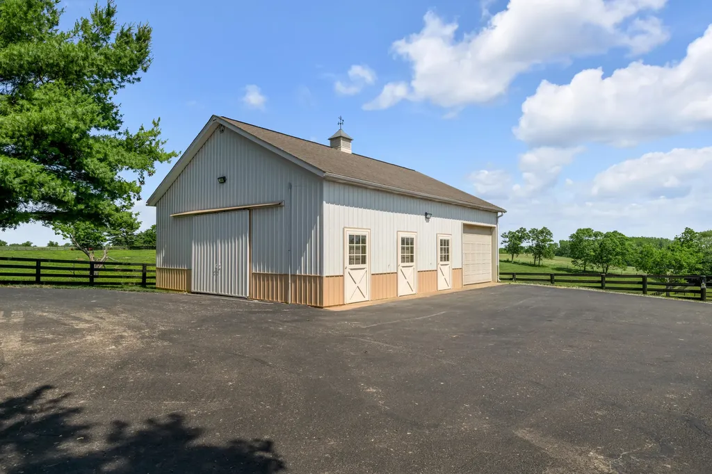 595 Moores Mill Road Midway KY 40347