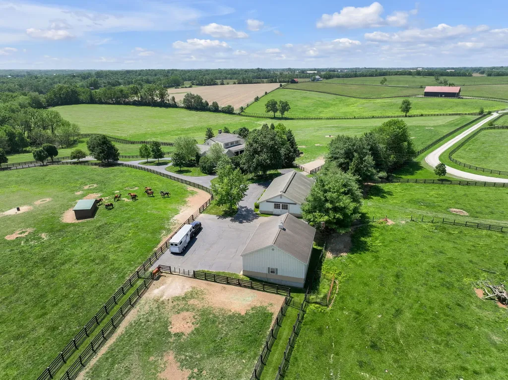 595 Moores Mill Road Midway KY 40347